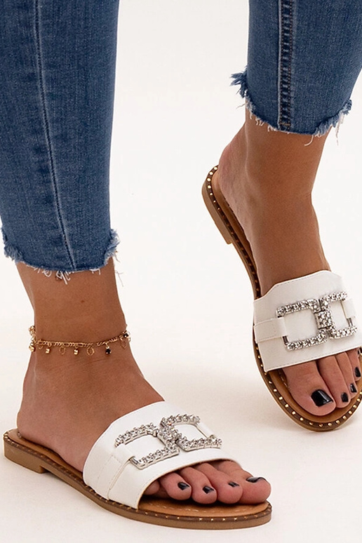 Infradito bianche con fibbia...