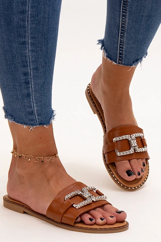 Infradito marroni con fibbia...