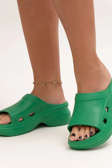 Infradito verdi su suola... 2