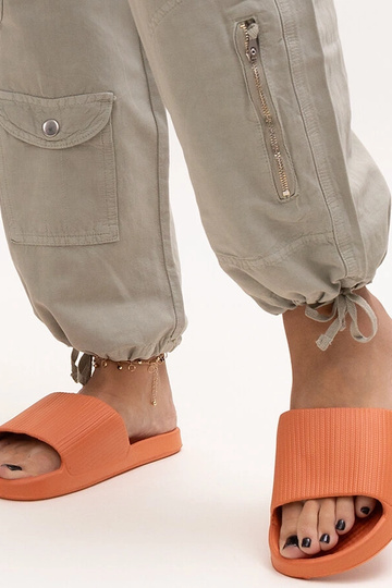 Pantofole in schiuma... 2