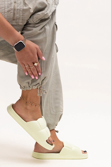 Infradito in schiuma...