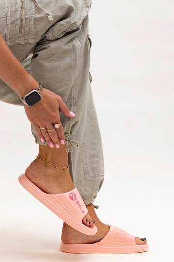 Infradito in schiuma rosa...