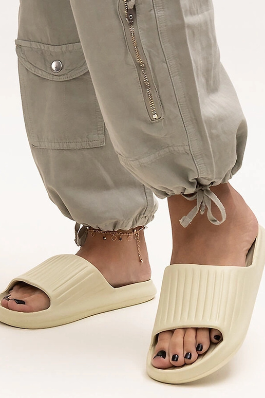 Infradito in schiuma verde Gilly