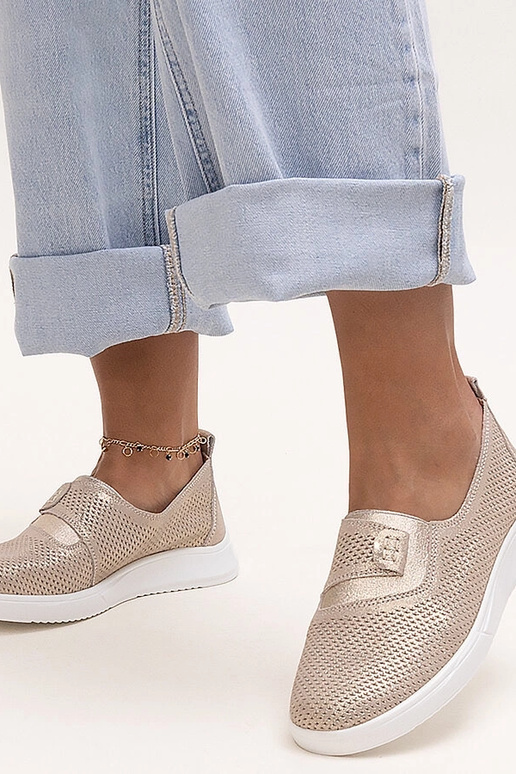 Sneakers in pelle perforata color oro...