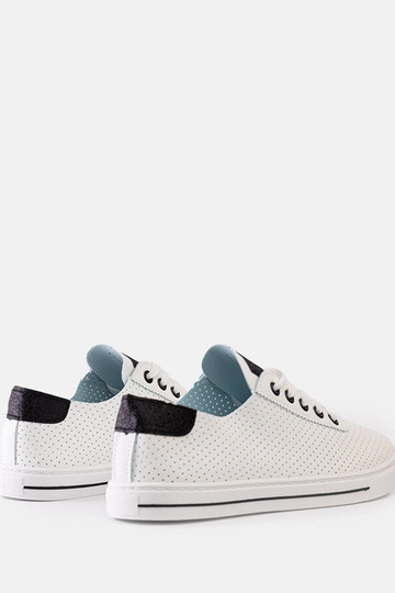 Sneakers bianche traforate da donna con lacci Ruala 2