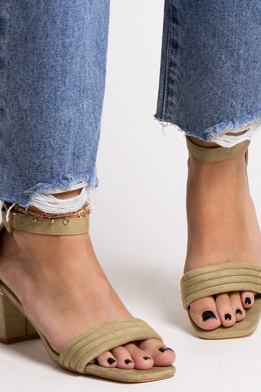 Sandali con tacco basso Johara verdi