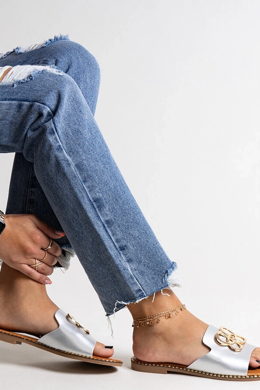 Infradito argento con fibbia...