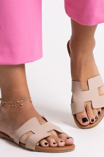 Ciabatte classiche beige Juma