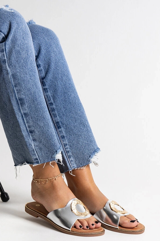 Infradito argento con fibbia...