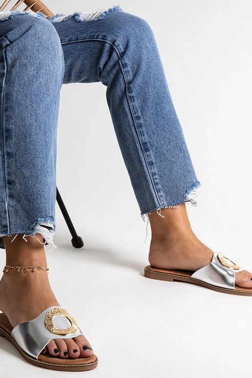 Infradito argento con fibbia...