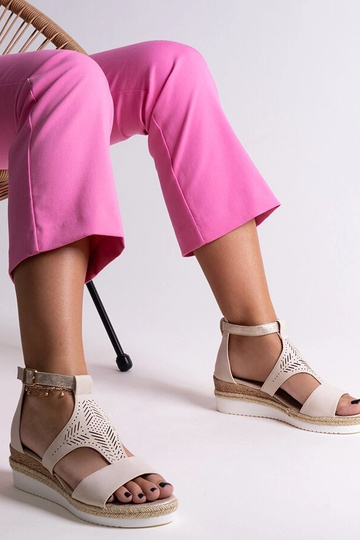 Sandali beige con zeppa bassa Tiuma 2