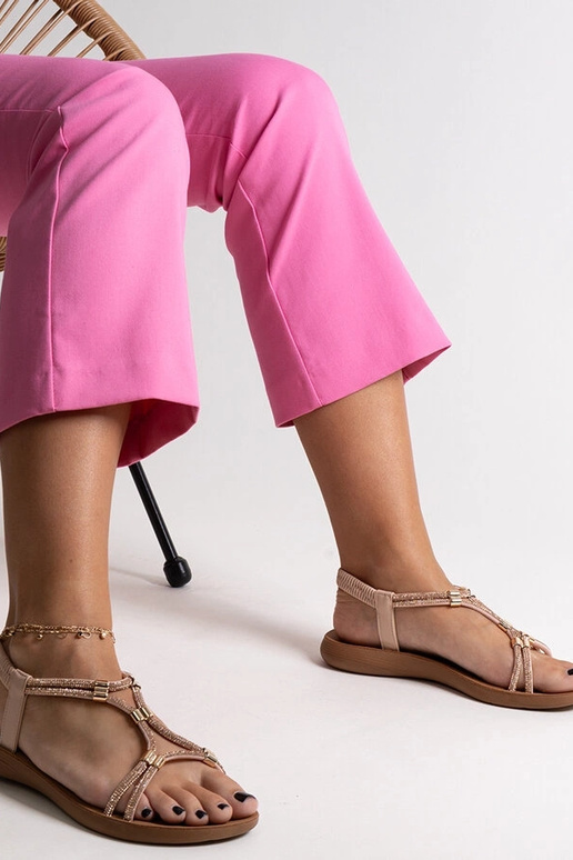 Sandali beige decorati con zirconi...