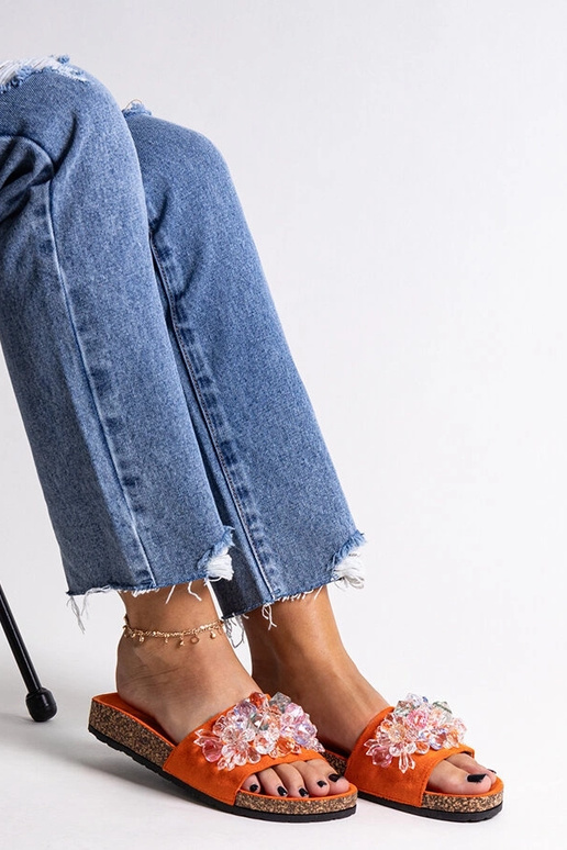 Infradito arancioni decorate con...