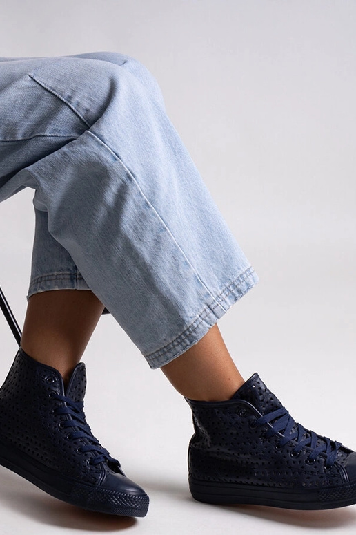 Sneakers alte blu navy traforate Madala