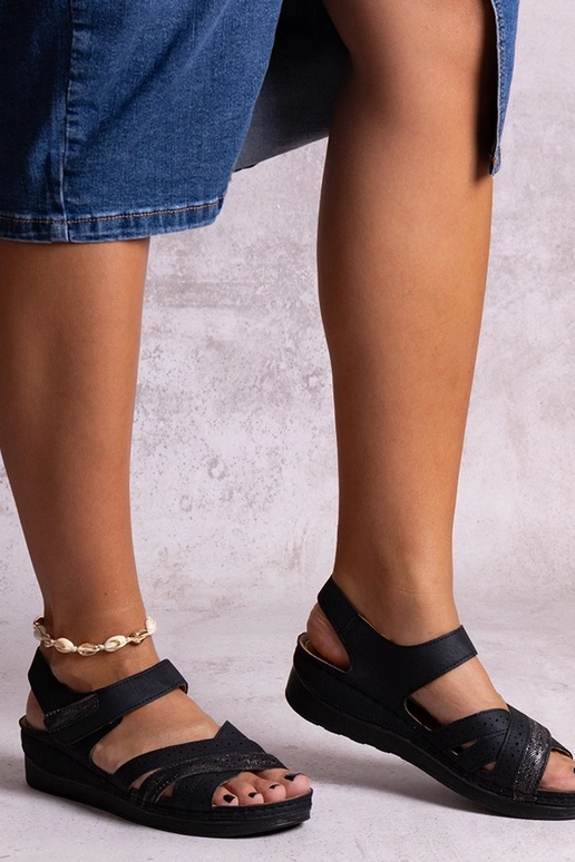 Sandali con zeppa bassa neri Areja