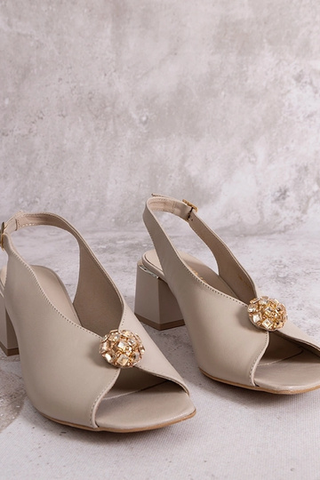 Sandali beige con tacco a colonna in pelle Karino