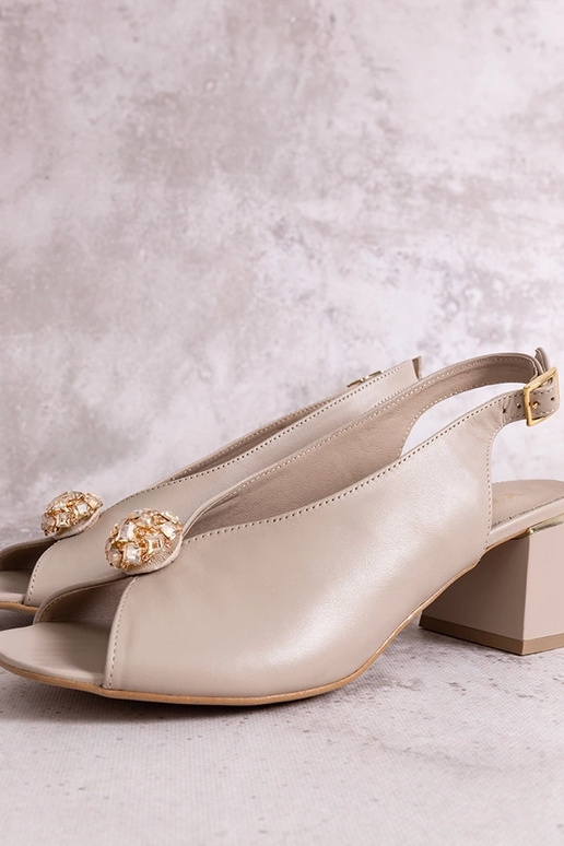 Sandali beige con tacco a colonna in...