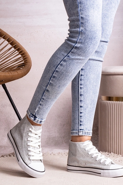 Sneakers alte argentate in rete...