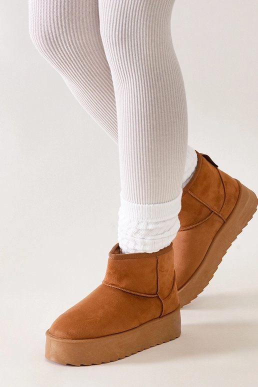 Stivali da neve casual marroni su... Stivali da neve casual marroni su...