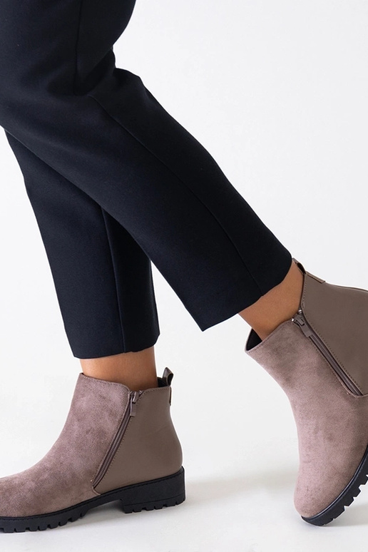 Stivali platform in scamosciato...