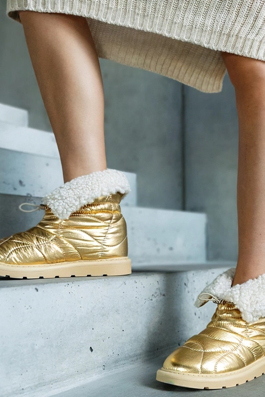 Scarponi dorati imbottiti con...