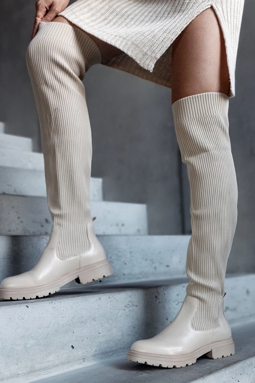 Stivali lunghi beige con gambale...