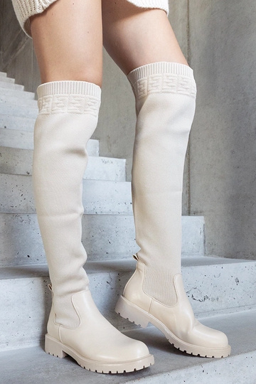 Stivali lunghi beige con gambale elastico Juanra