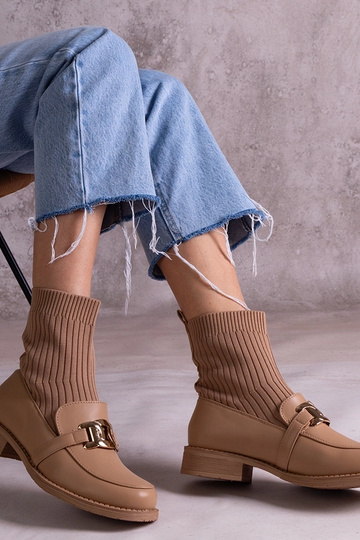 Stivaletti beige scuro con... 2