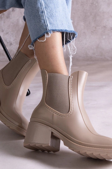 Stivali di gomma beige con... 2