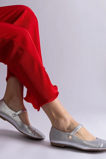 Ballerine con punta verniciata argento e chiusura in velcro Jaures