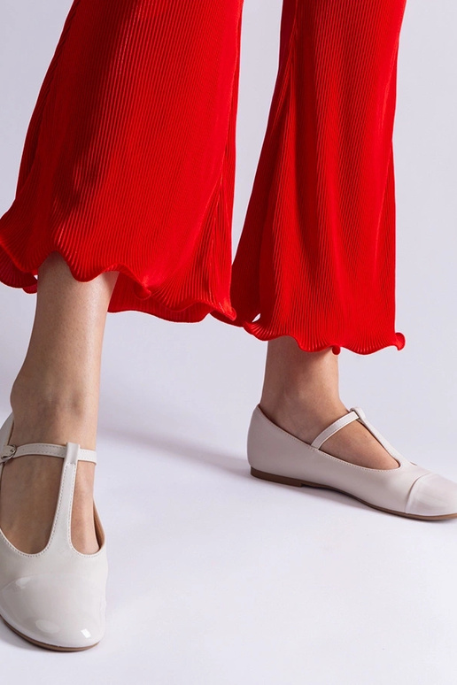 Ballerine Gloriana in vernice bianca... Ballerine Gloriana in vernice bianca...