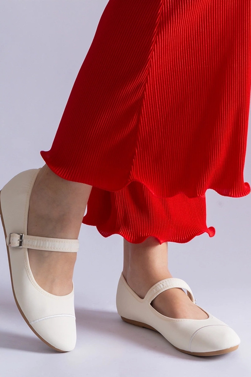 Ballerine bianche con finitura opaca...