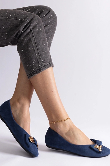 Ballerine blu navy decorate con fiocco e spilla Esdras
