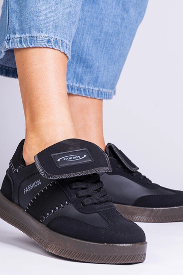 Scarpe sportive nere da donna con cuciture Puente 2
