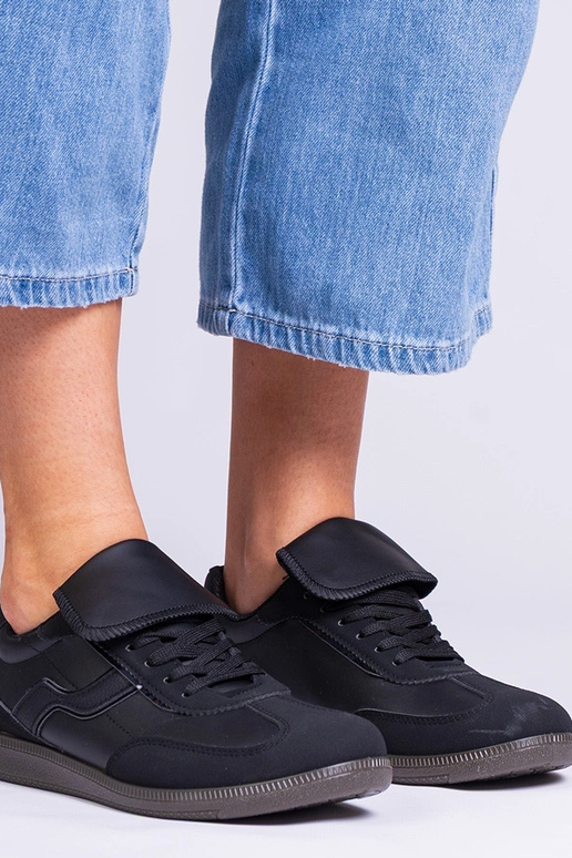 Scarpe sportive basse nere da donna...