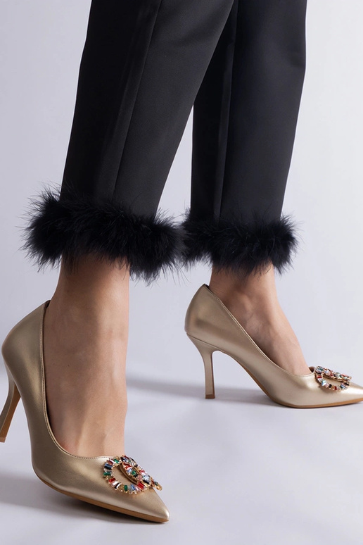 Tacco dorato decorato con zirconi...