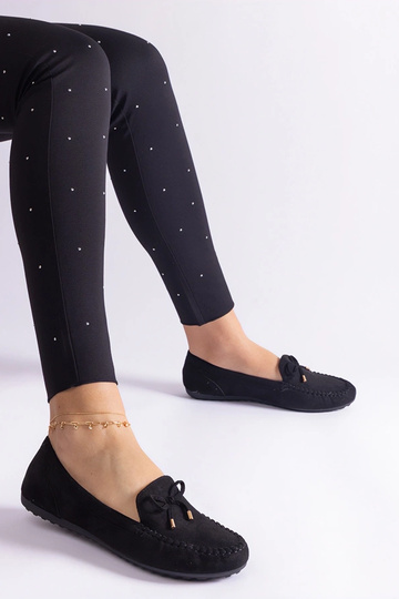 Mocassini Gemre da donna in camoscio nero con fiocco, leggeri e comodi, Treja