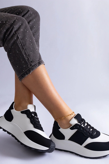 Sneakers con plateau...