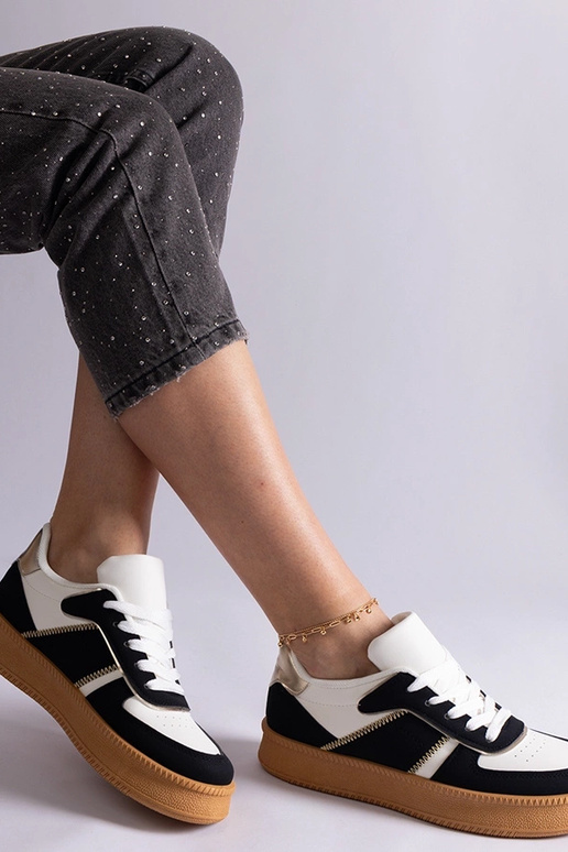 Sneakers Felicita nere con plateau e...