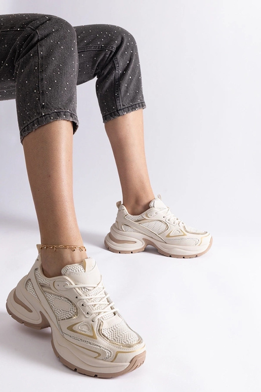 Sneakers beige con suola Adom massiccia