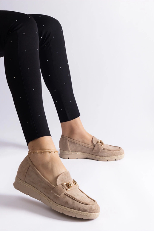 Mocassini femminili beige traforati...