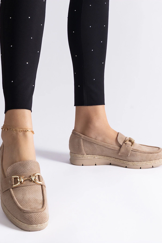 Mocassini femminili beige traforati...
