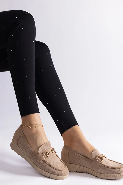 Mocassini femminili beige traforati...