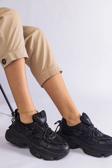 Sneakers sportive da donna... 2