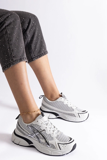 Sneakers sportive da donna...