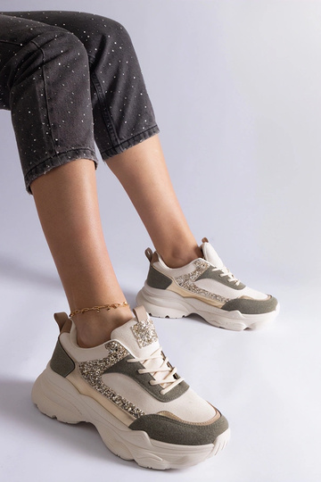 Sneakers verdi con inserti...