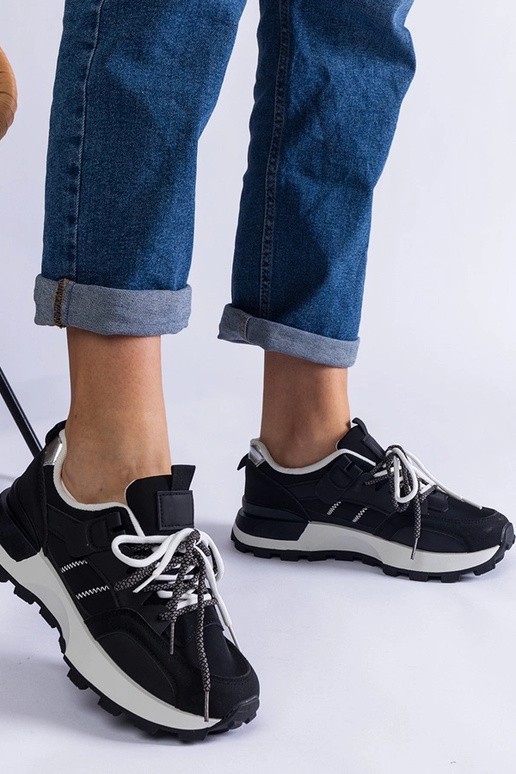 Sneakers sportive da donna Adalia nere