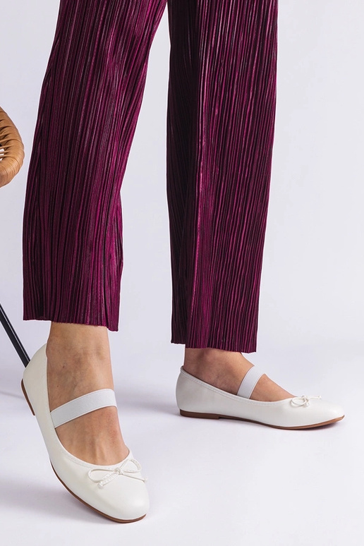 Ballerine bianche con elastico e...