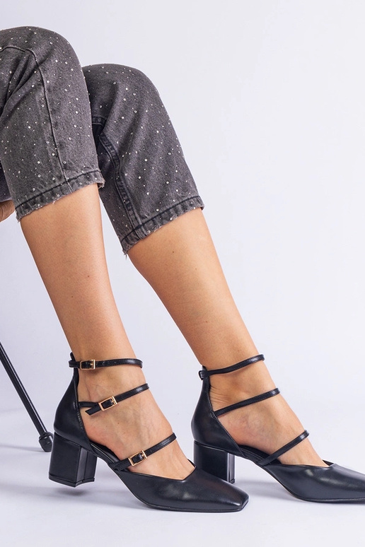 Décolleté nere con tacco a blocco e...