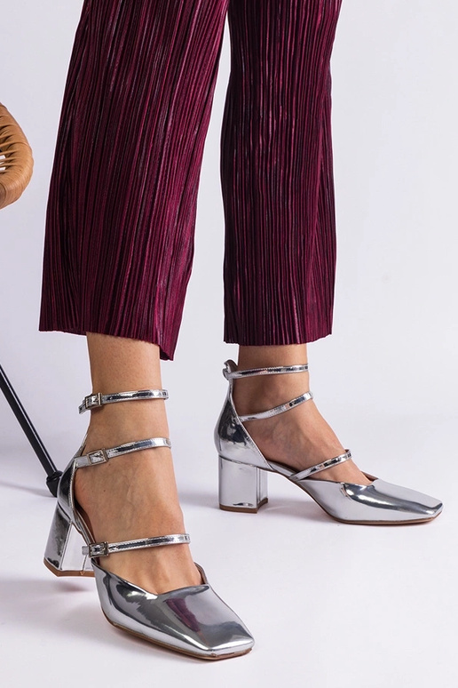 Décolleté in vernice argento con...